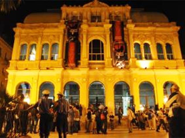 المسرح الوطني الجزائري يحضر لتأسيس شبكة البحوث العلمية والنقد